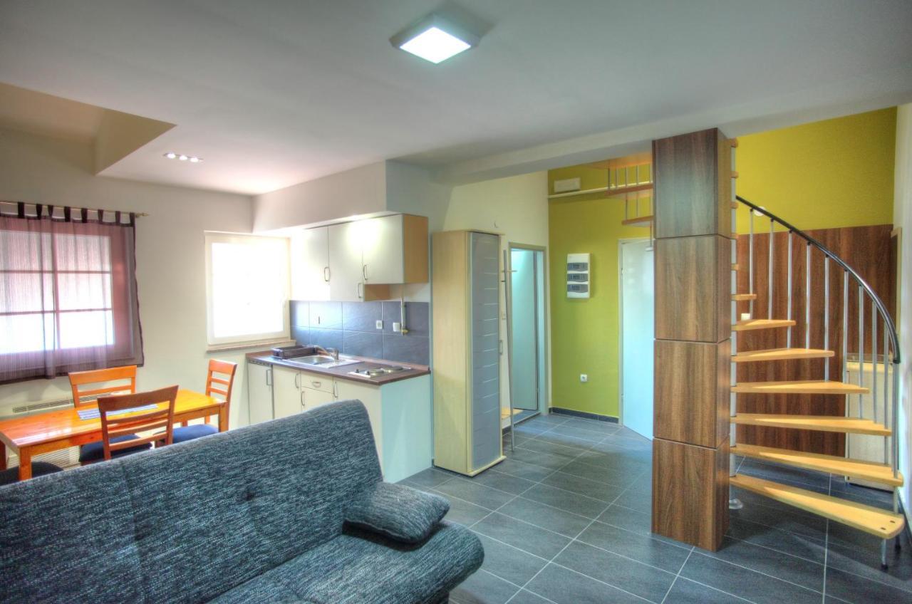 Bokun Apartments II Sisak Bagian luar foto
